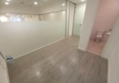 187m² commercial premises for sale in Barcelona, in the area of Les Corts, Carrer de Caballero photo