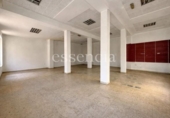 Local comercial
en venda
amb 230m² a Gandia, Calle Alfauir foto