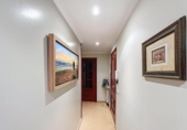 617m² bâtiment pour vente à Salt, Travessia del Coll photo