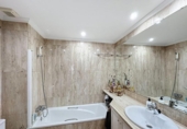 617m² bâtiment pour vente à Salt, Travessia del Coll photo