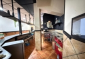 Local comercial en venta con 159m² en Torrevieja, Calle Maestro Francisco Casanovas foto