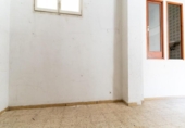 Local comercial en venta con 88m² en Olesa de Montserrat, Carrer República Argentina foto