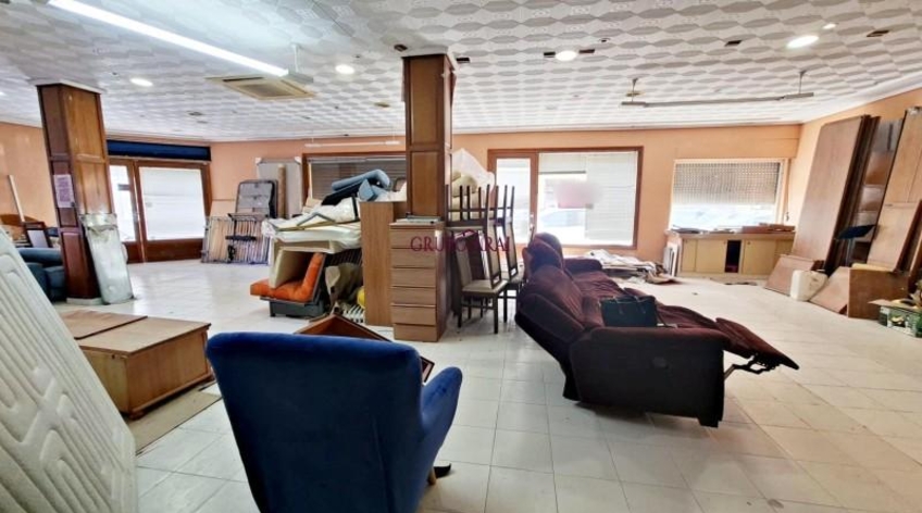 Local comercial