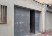 Local comercial en venta con 105m² en Alcanar, Carrer de Miquel Figueres foto