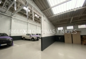 627m² locaux commerciaux industriel pour location à Barcelone, dans le quartier de Provençals del Poblenou, Carrer de Bac de Roda photo