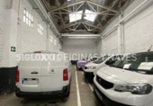 627m² locaux commerciaux industriel pour location à Barcelone, dans le quartier de Provençals del Poblenou, Carrer de Bac de Roda photo