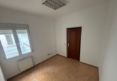 Oficina en alquiler con 160m² en Jaén foto