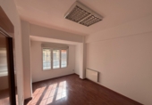 Oficina en alquiler con 160m² en Jaén foto