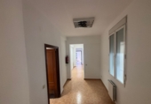 Oficina en alquiler con 160m² en Jaén foto