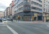 Local comercial en venta con 490m² en Ponferrada, Calle Alcón foto