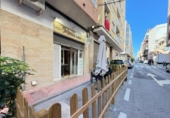 Restaurante en venta con 57m² en Torrevieja foto