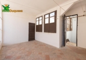 500m² building for sale in Granada, in the area of Magdalena Neighborhood, Calle Párraga photo