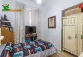 500m² building for sale in Granada, in the area of Magdalena Neighborhood, Calle Párraga photo