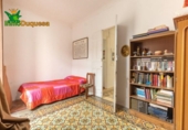 500m² building for sale in Granada, in the area of Magdalena Neighborhood, Calle Párraga photo