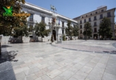 500m² building for sale in Granada, in the area of Magdalena Neighborhood, Calle Párraga photo