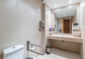 200m² offices for sale in Motril, Calle San Miguel photo