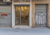27m² commercial premises for sale in Granada, Calle Séneca photo