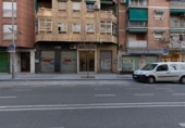 27m² commercial premises for sale in Granada, Calle Séneca photo