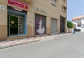 Local comercial en venta con 68m² en Cúllar Vega, Calle San Ignacio foto