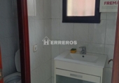 55m² hair salon for sale in Logroño photo