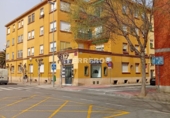 55m² hair salon for sale in Logroño photo