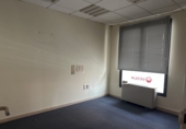 340m² offices for rent in Logroño photo