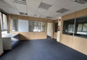 340m² offices for rent in Logroño photo