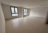 80m² offices for sale in Logroño photo