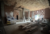 Local comercial en alquiler con 155m² en Logroño foto