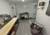 80m² commercial premises for sale in Lérida, Calle odon fonoll photo