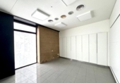 Local comercial
en venda
amb 219m² a Oriola, Plaza de la Salud foto