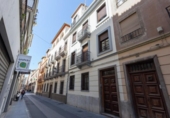 411m² building for sale in Granada, in the area of Magdalena Neighborhood, Calle Paz photo