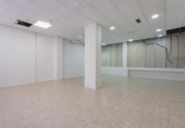 119m² commercial premises for sale in Granada, Calle Matilde Campos photo