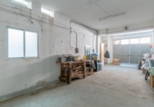 98m² commercial premises for sale in Granada, in the area of Lower Casillas, Calle de Félix Rodríguez de la Fuente photo