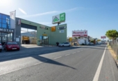 1400m² warehouse for sale in Granada, in the area of San Jerónimo Neighborhood, Plaza de la Universidad photo