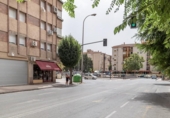 Local comercial
en venda
amb 46m² a Granada, a la zona de Barri de Sant Antón, Calle de los Juncos foto