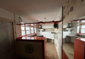70m² commercial premises for sale in Alacuás, Calle Ausiás March photo