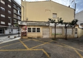 70m² commercial premises for sale in Alacuás, Calle Ausiás March photo