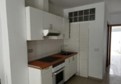 70m² commercial premises for sale in Alacuás, Calle Ausiás March photo