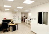Local comercial
en venda
amb 600m² a Esplugues de Llobregat, carrer dels cedres, 08950 foto