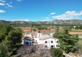 Hotel en venta con 1700m² en Bañeres, Senda Castalla foto