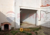 70m² commercial premises for sale in Valladolid, in the area of Las Flores, Calle Rosa photo