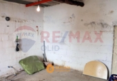 70m² commercial premises for sale in Valladolid, in the area of Las Flores, Calle Rosa photo