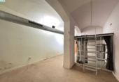 100m² locaux commerciaux pour vente à Barcelone, dans le quartier de le Raval, Carrer Nou de Dulce photo