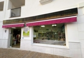 124m² commercial premises for sale in Arcos de la Frontera, Calle Zarzaleña photo