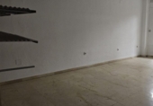 Local comercial Industrial en venta con 601m² en Jaén foto