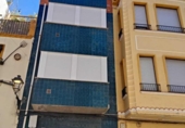 Local comercial en venta con 84m² en Benicarló, Calle Cabanes foto