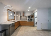 561m² bâtiment pour vente à Ségovie, dans le quartier de Saint Laurent, Calle del Pozo photo