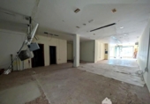 Local comercial en venta con 181m² en Linares, calle argüelles, 23700 foto