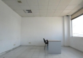134m² bureau pour vente à Collado Villalba, Calle Escofina photo